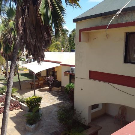 Glory Holiday Resort Mombasa Extérieur photo