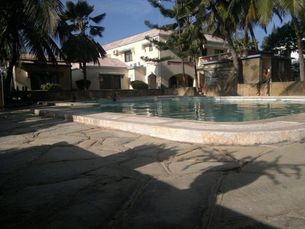 Glory Holiday Resort Mombasa Extérieur photo